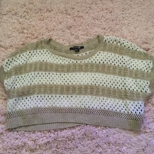 Forever 21 Cropped sweater